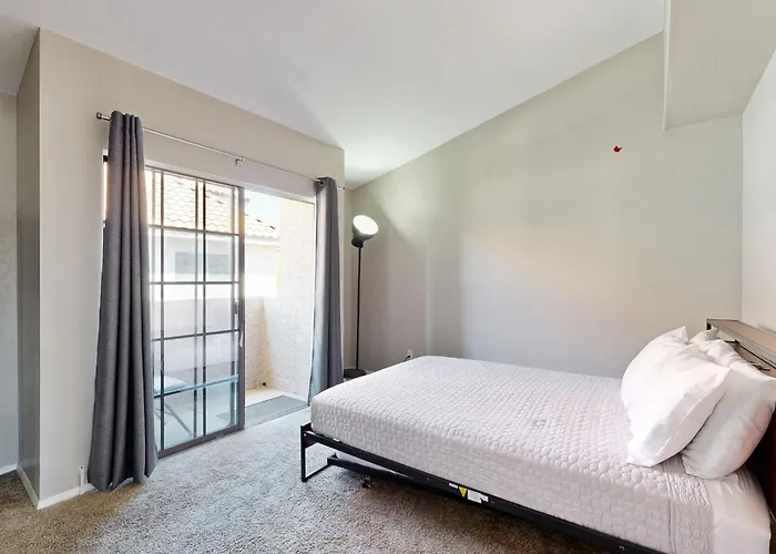 Modern South Scottsdale