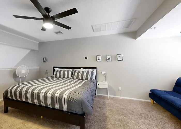 Modern South Apartment
