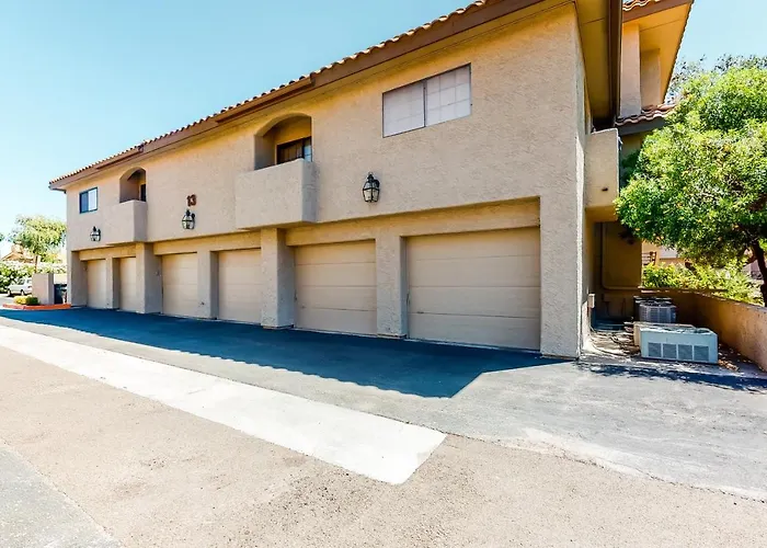 Apartment Modern South Scottsdale